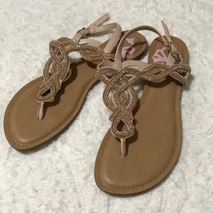 >Cute sparkly sandals!!